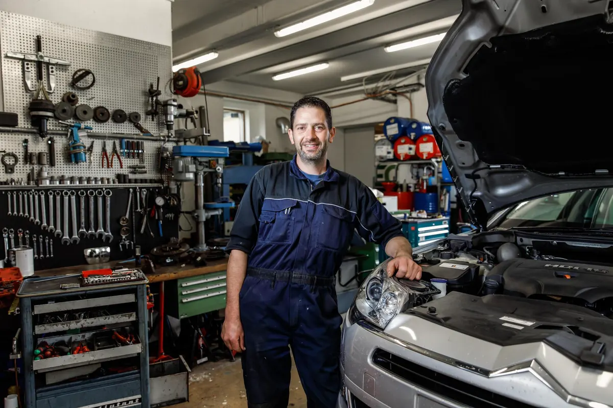 Autowerkstatt in der Nähe finden: meister-job erleichtert die Suche nach Fachwerkstätten
