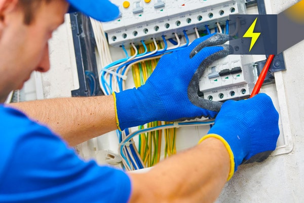 DGUV Vorschriften und die Prüfung ortsveränderlicher elektrischer Betriebsmittel in Unternehmen